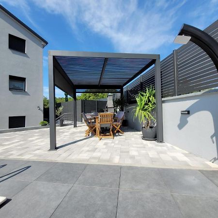 Apartment Lo&Ti Čižići Kültér fotó