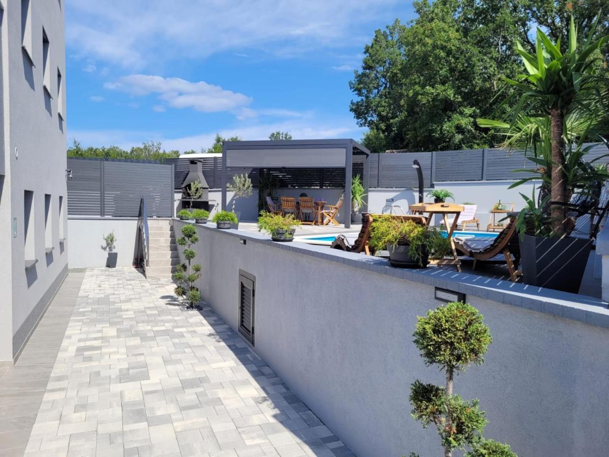 Apartment Lo&Ti Čižići Kültér fotó