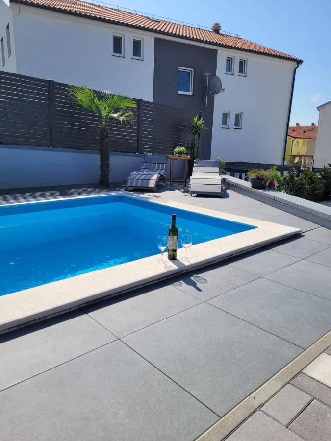 Apartment Lo&Ti Čižići Kültér fotó